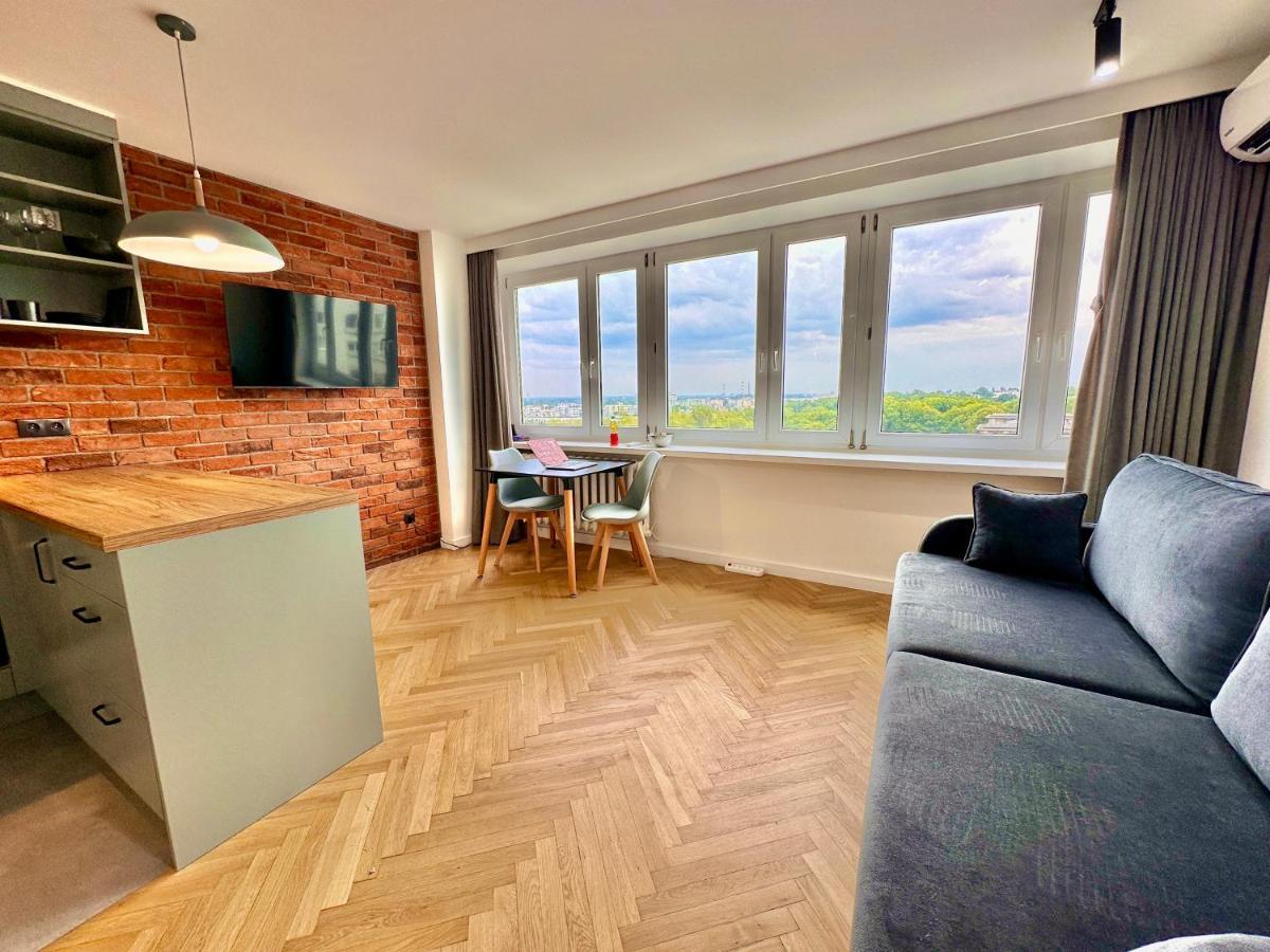 View 2 Fast Wifi Tv'55 Netflix Hbo Applettv Apartment Warsaw Exterior photo