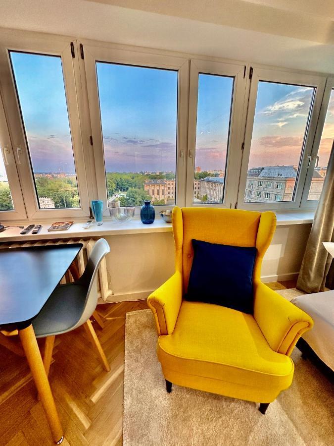 View 2 Fast Wifi Tv'55 Netflix Hbo Applettv Apartment Warsaw Exterior photo